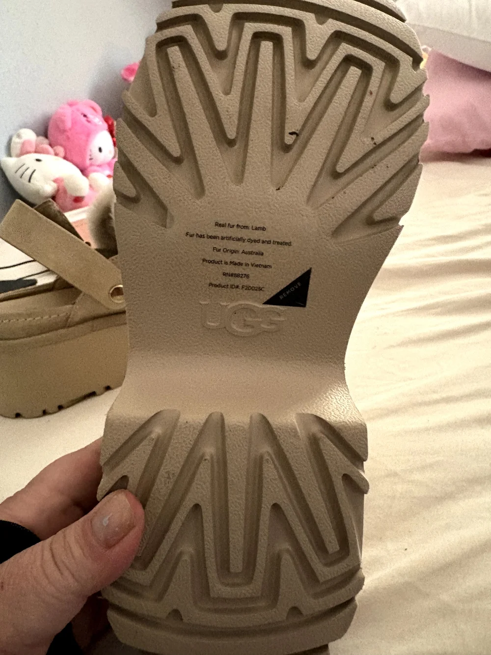 UGG Esmee Clogs Size 9 Never Worn!